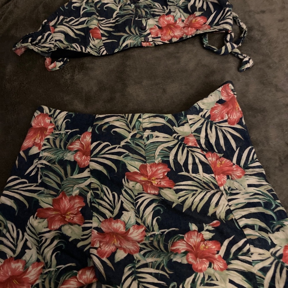 beach outfit. Shorts & bikini/halter top small